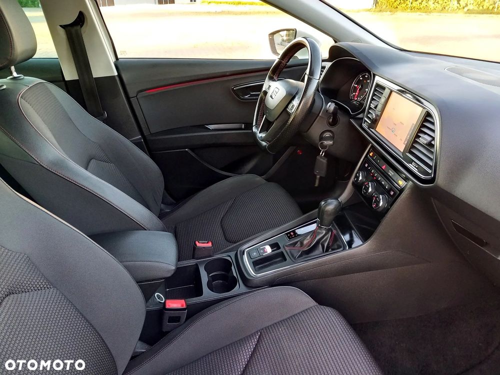 Seat Leon 2.0 TDI DSG Xcellence - 35