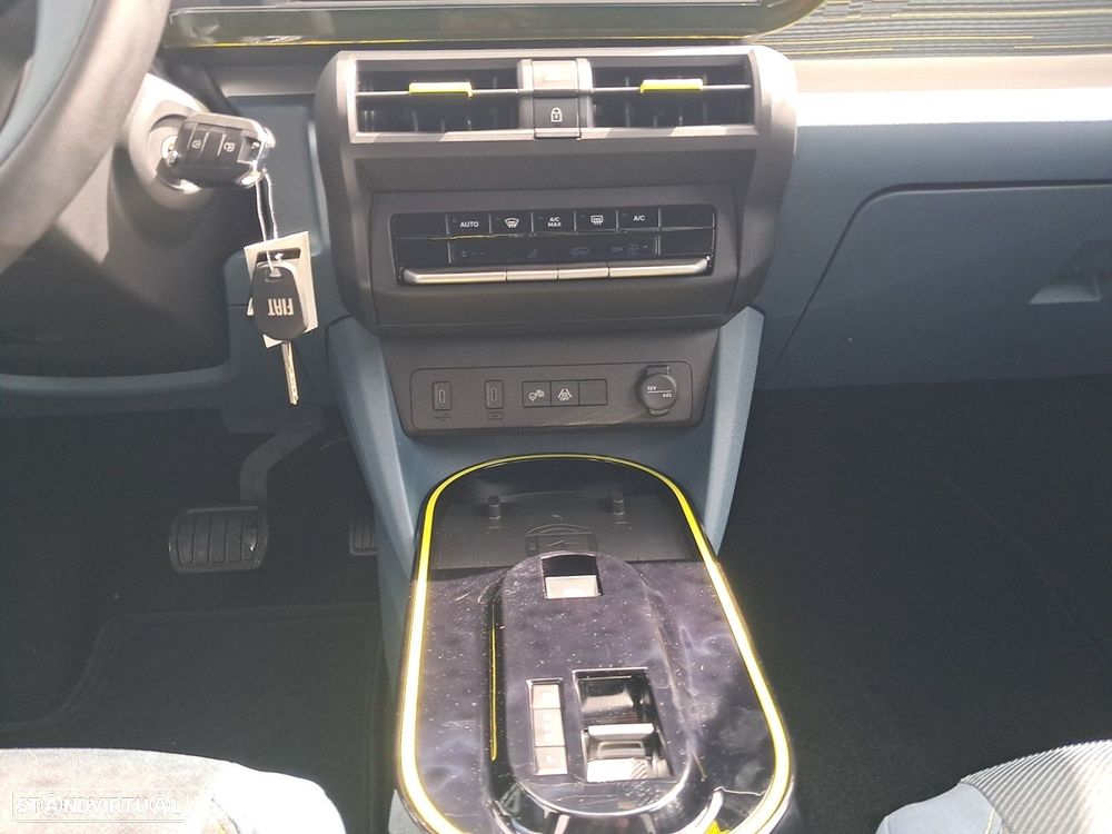 Fiat Grande Panda 1.2 Hybrid Icon eDCT - 11
