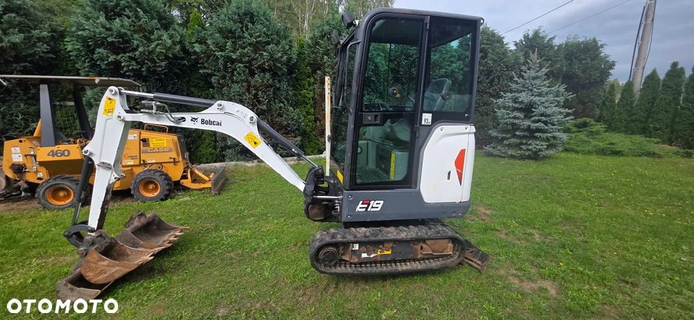 Bobcat E19 - 1