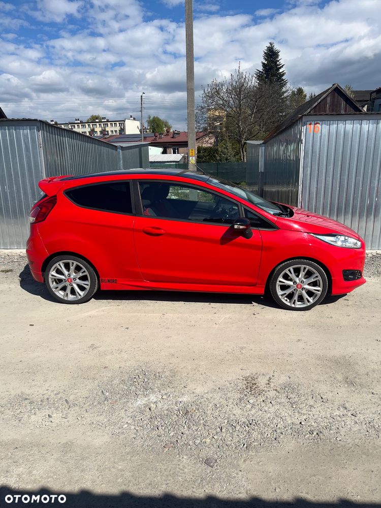 Ford Fiesta 1.0 EcoBoost STart-Stop Sport - 4