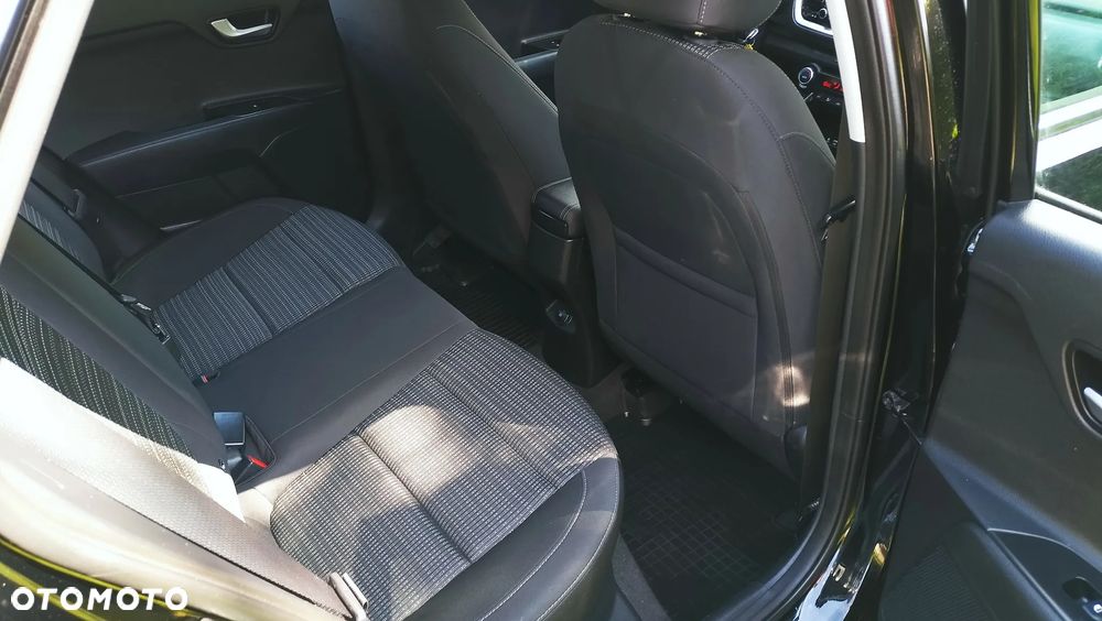 Kia Stonic - 16