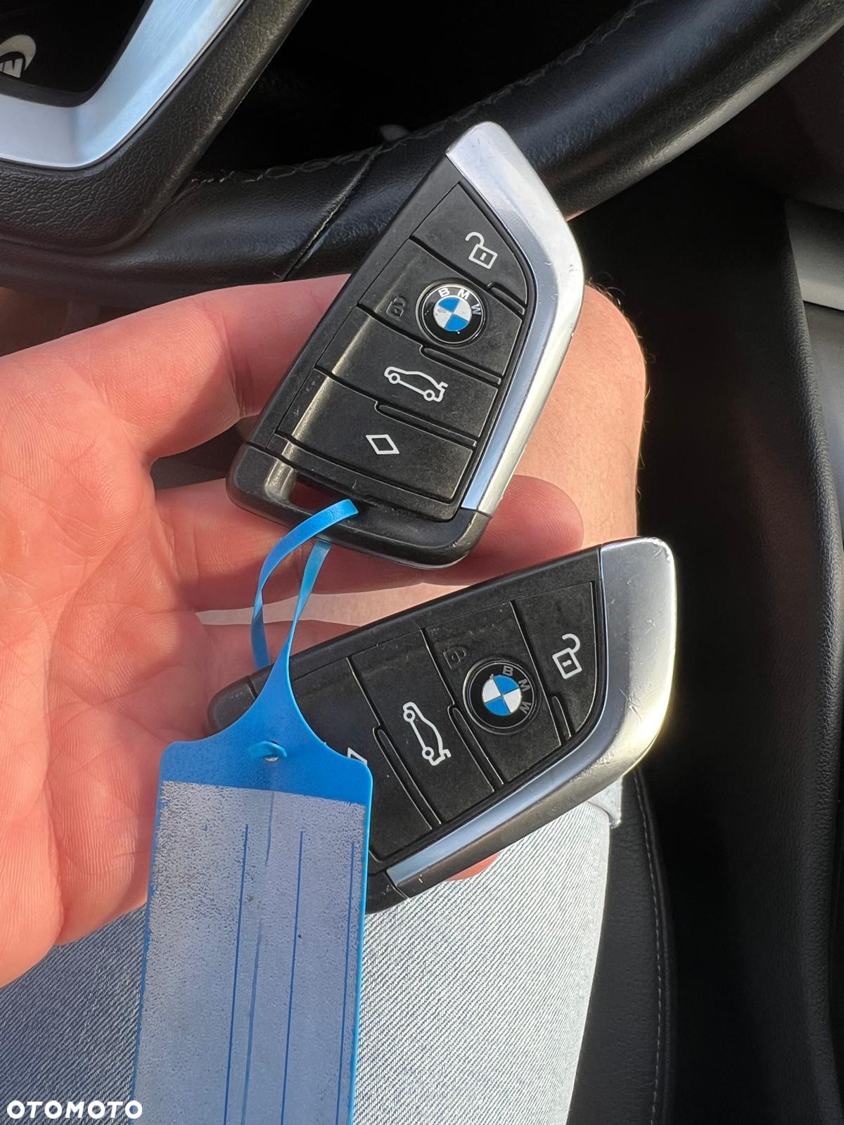 BMW Seria 5 520d Touring - 22