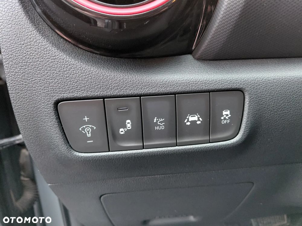 Hyundai Kona 1.6 T-GDI Premium 4WD DCT - 15