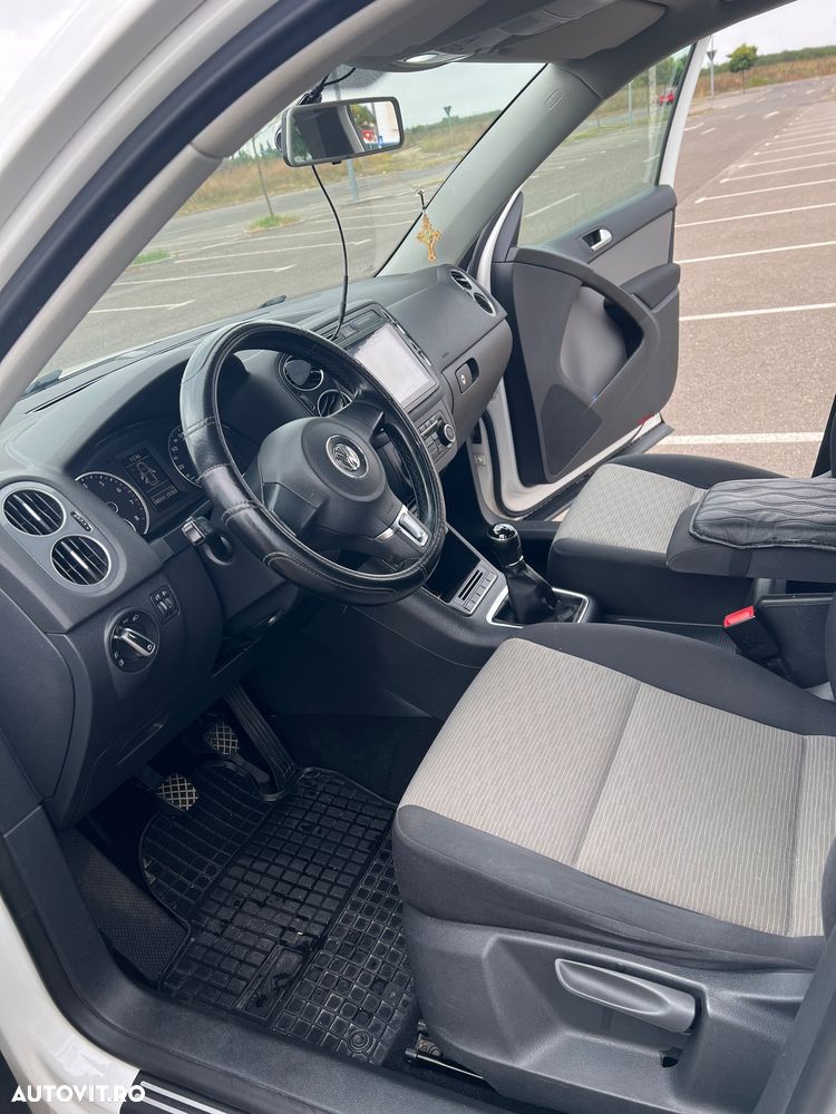Volkswagen Tiguan - 6
