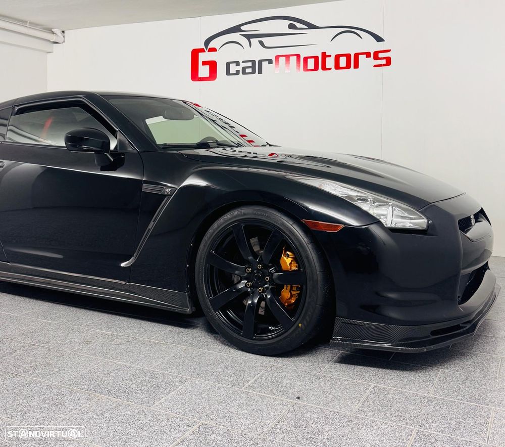 Nissan GT-R 3.8 V6 Black Edition - 11