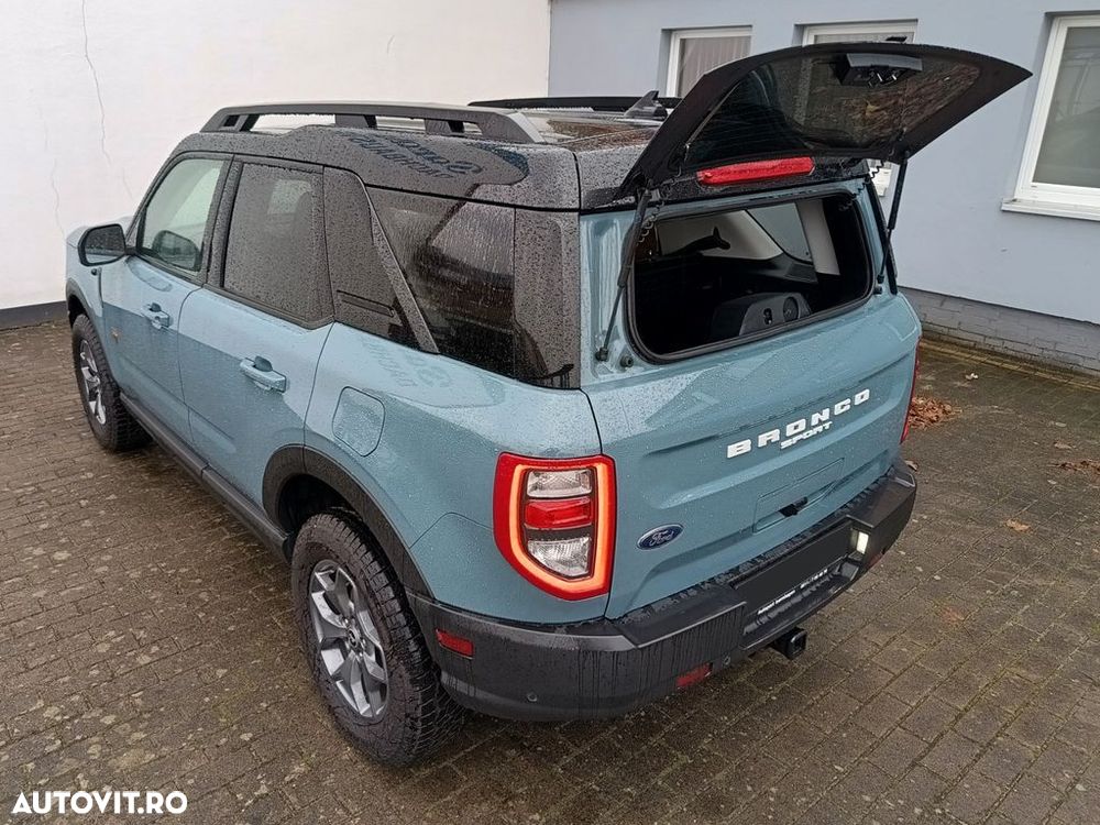 Ford Bronco Sport - 4