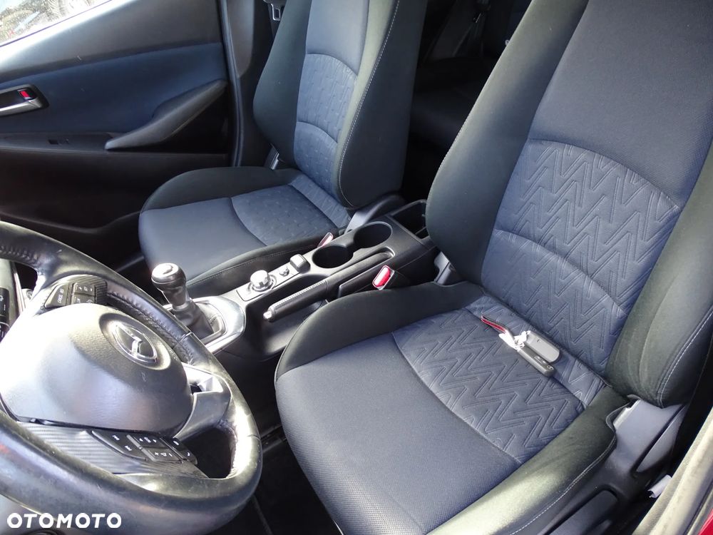 Mazda 2 2015