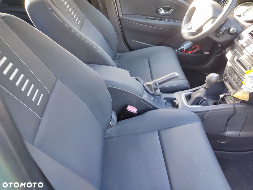 Renault Megane 1.5 dCi Dynamique - 6