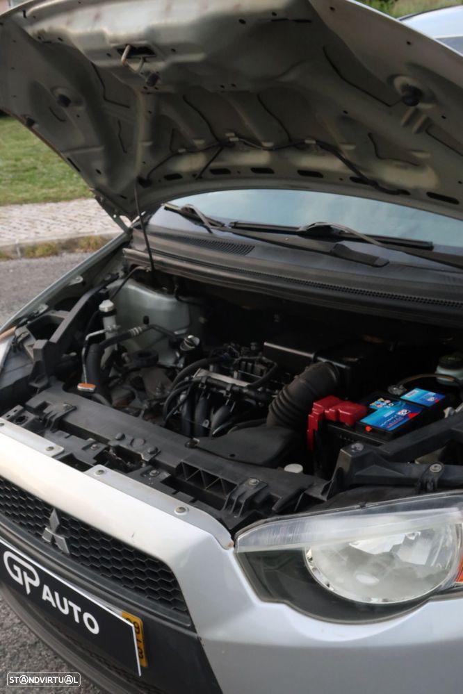 Mitsubishi Colt 1.1 Invite - 7