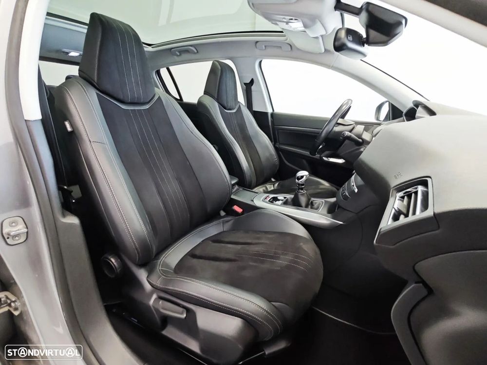 Peugeot 308 1.2 PureTech Allure Pack - 6