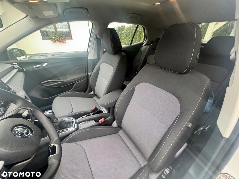 Skoda Fabia 1.0 TSI DSG Selection - 14