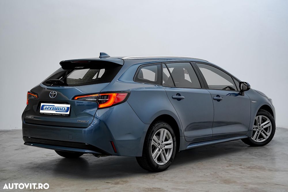 Toyota Corolla - 2