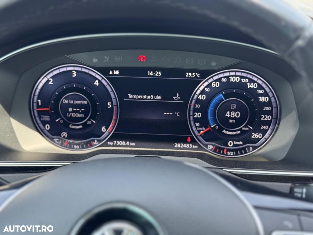Volkswagen Passat - 8