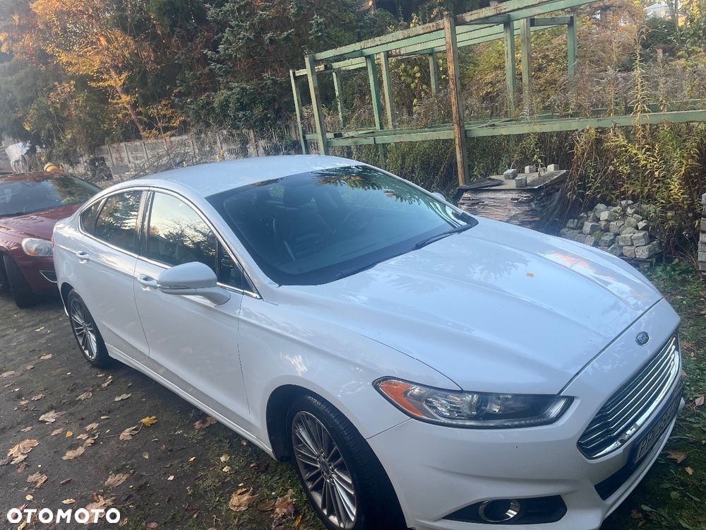 Ford Fusion - 2