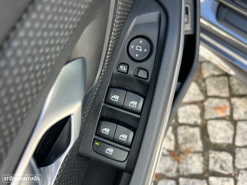 BMW 320 d Auto - 33