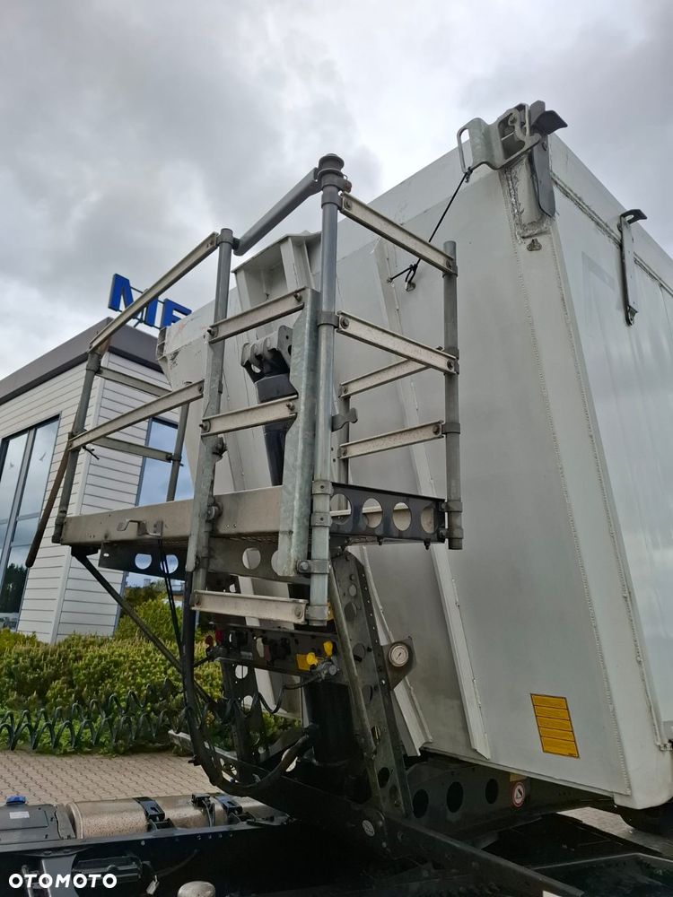 Schmitz Cargobull SCB S3D - 8
