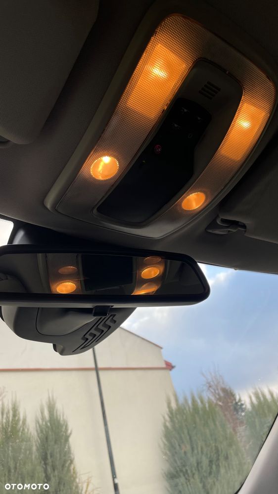 Volvo V60 D2 Geartronic Powershift Kinetic - 27