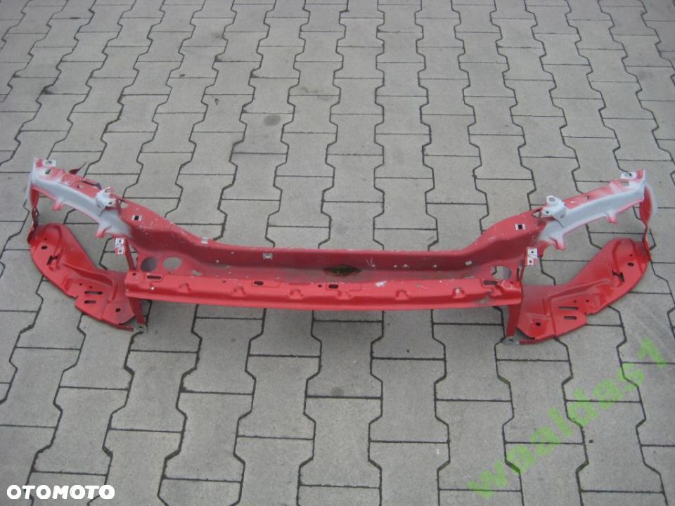 VOLVO V50 S40 PAS PRZEDNI WZMOCNIENIE
