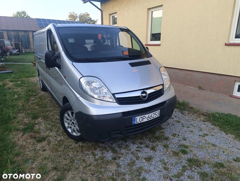 Opel Vivaro - 20