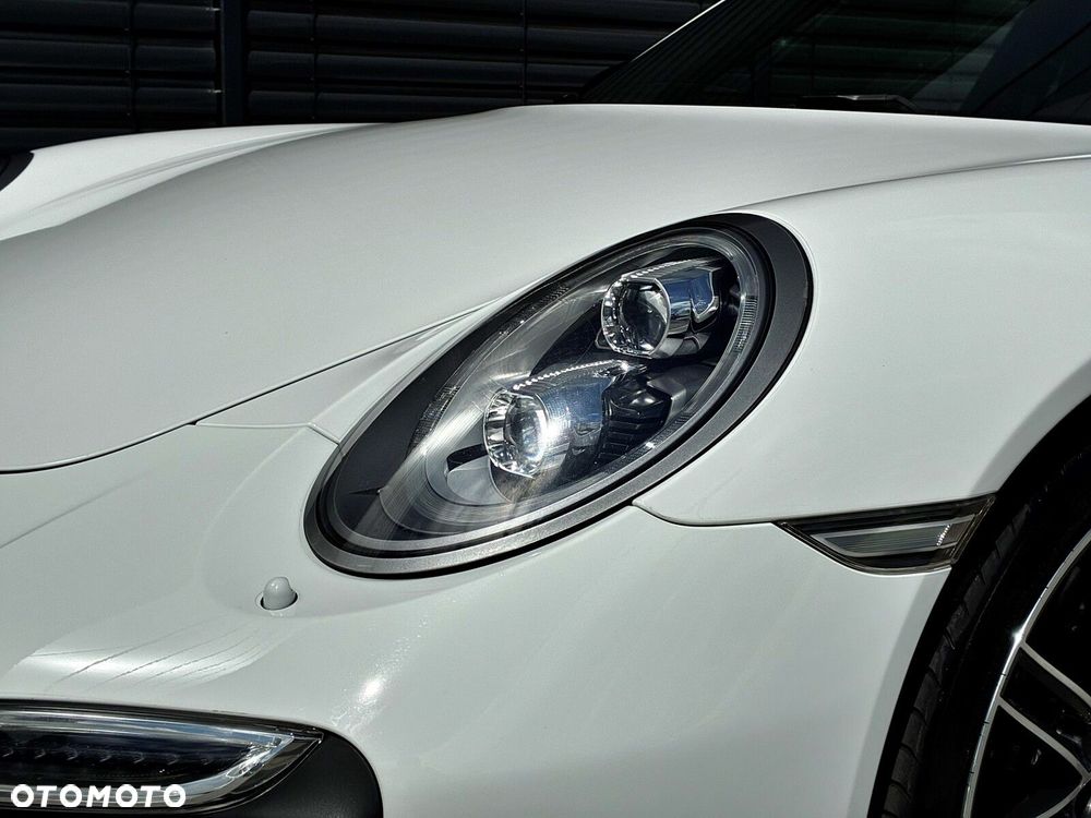 Porsche 911 - 33