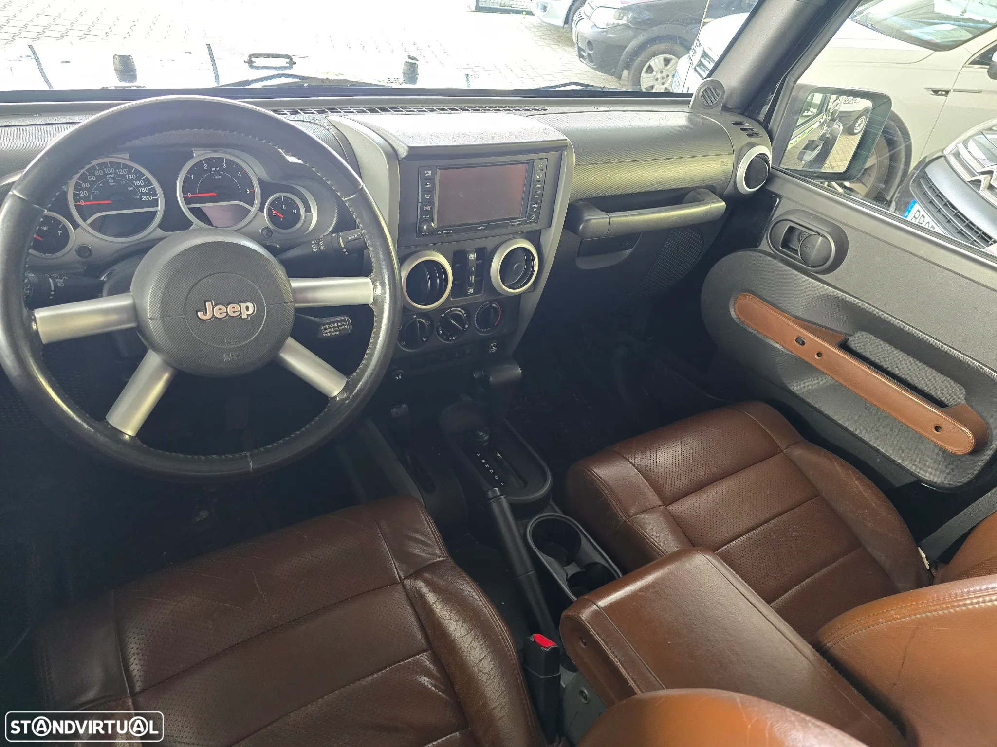 Jeep Wrangler Unlimited 2.8 CRD DPF Auto Rubicon - 8