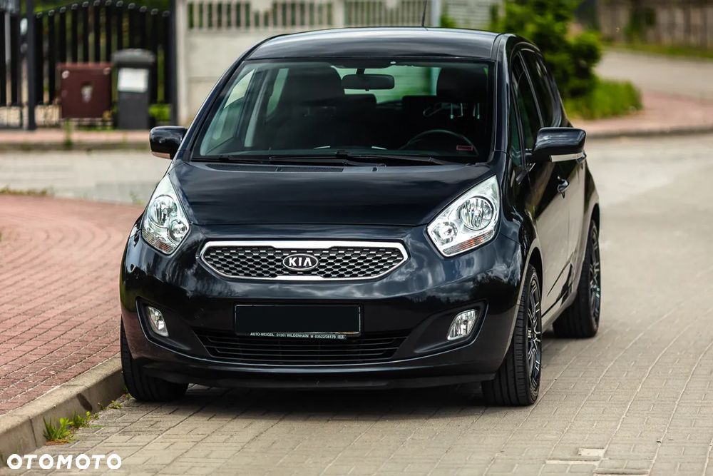 Kia Venga - 9