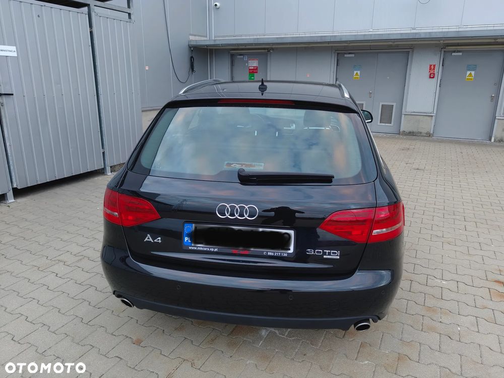 Audi A4 Avant 3.0 TDI DPF quattro S line Sportpaket (plus) - 9
