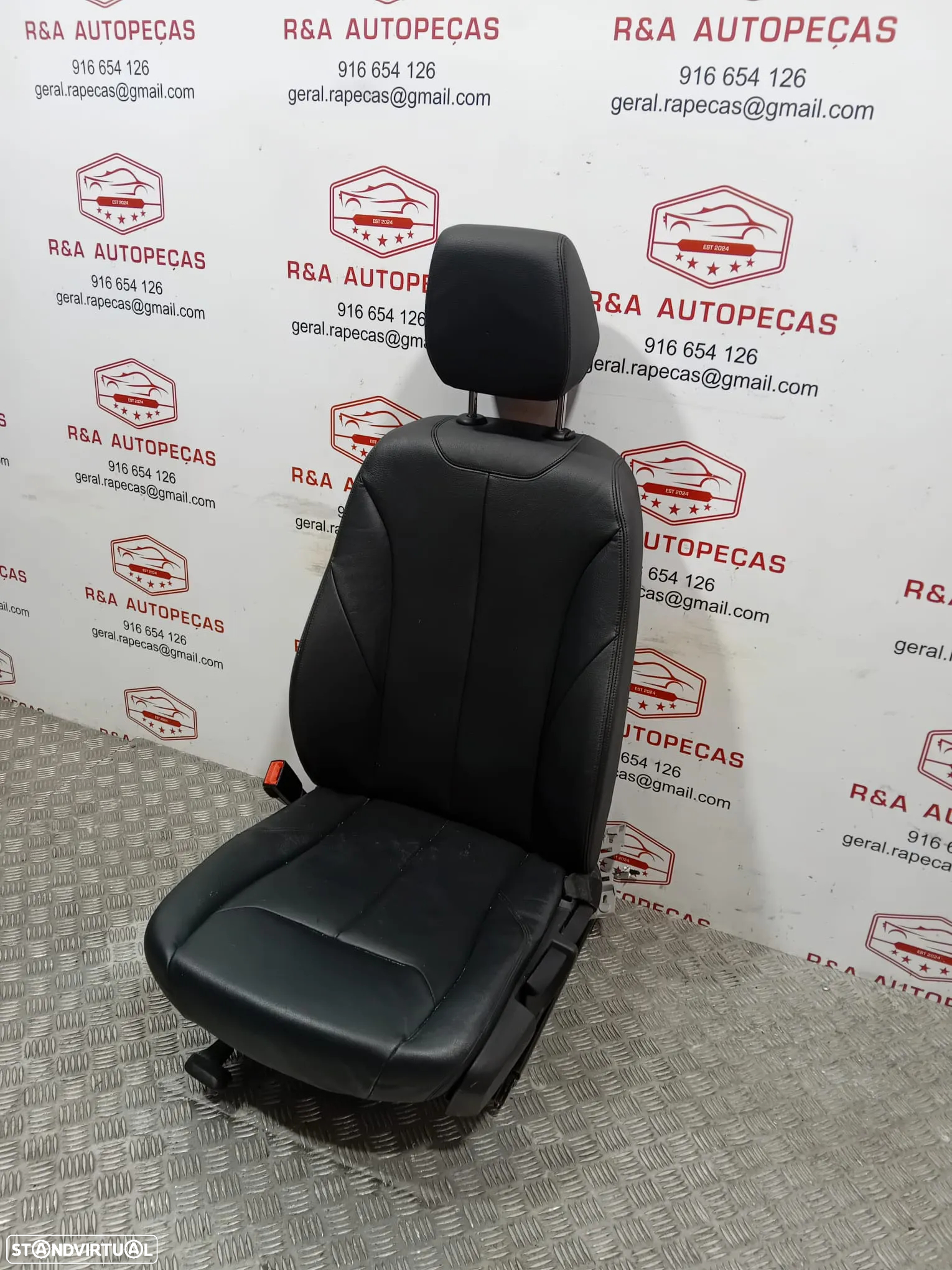 Conjunto de Bancos BMW Serie 1 F20 em Pele - 19