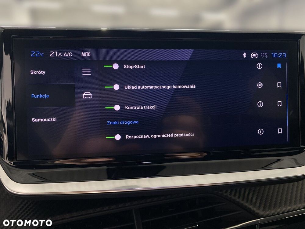 Peugeot 2008 1.2 PureTech Allure Pack S&S EAT8 - 23