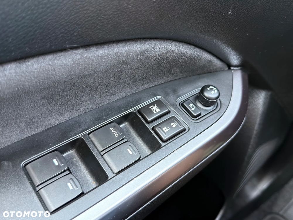 Suzuki Vitara 1.4 Boosterjet Hybrid Comfort+ - 37