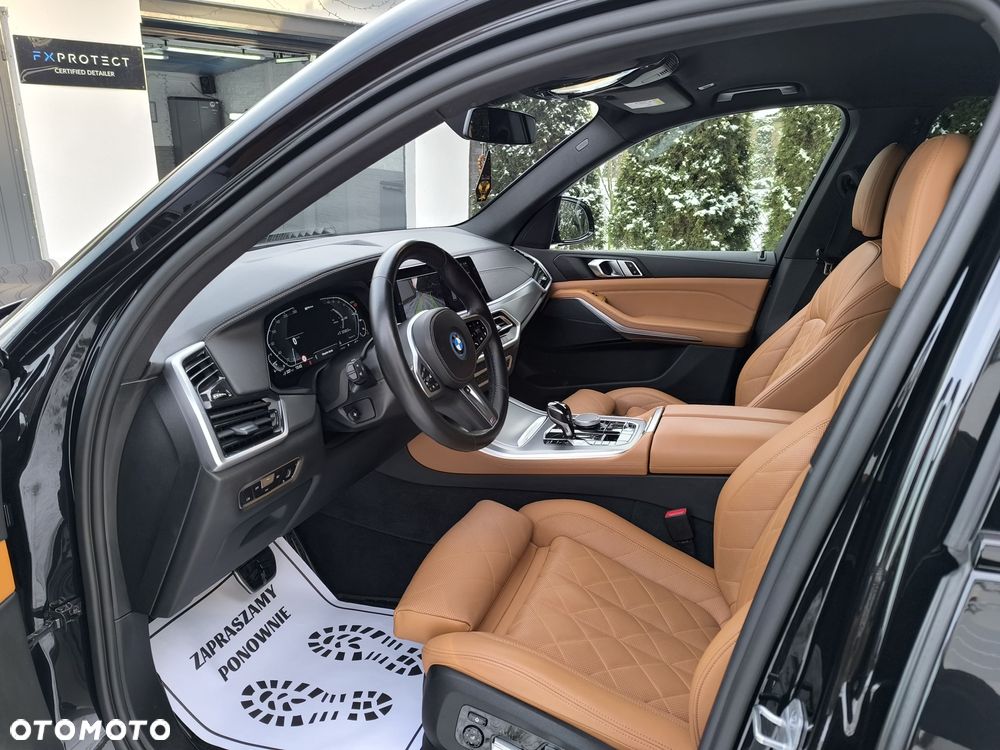 BMW X5 xDrive40i - 25