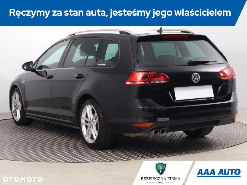Volkswagen Golf - 5