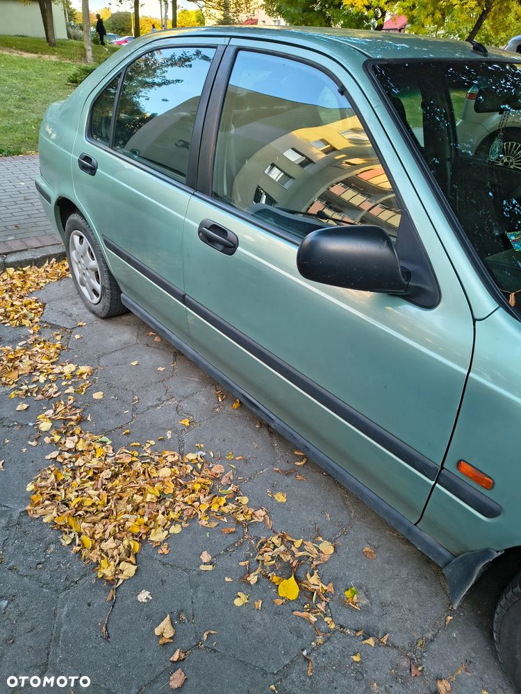 Honda Civic 2000 photo 2