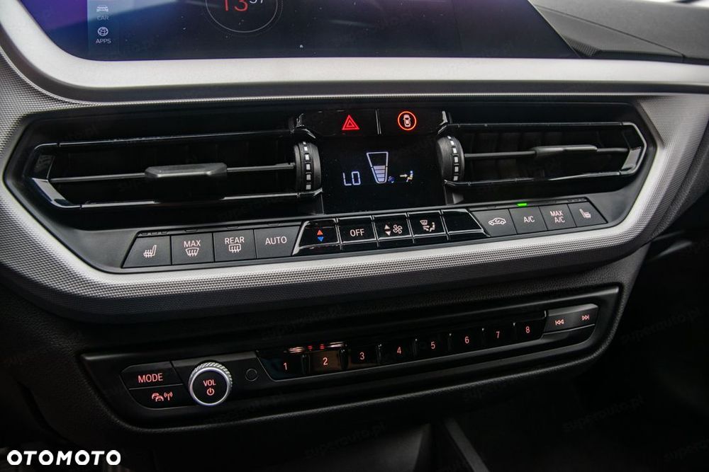 BMW Seria 1 118i Advantage - 21