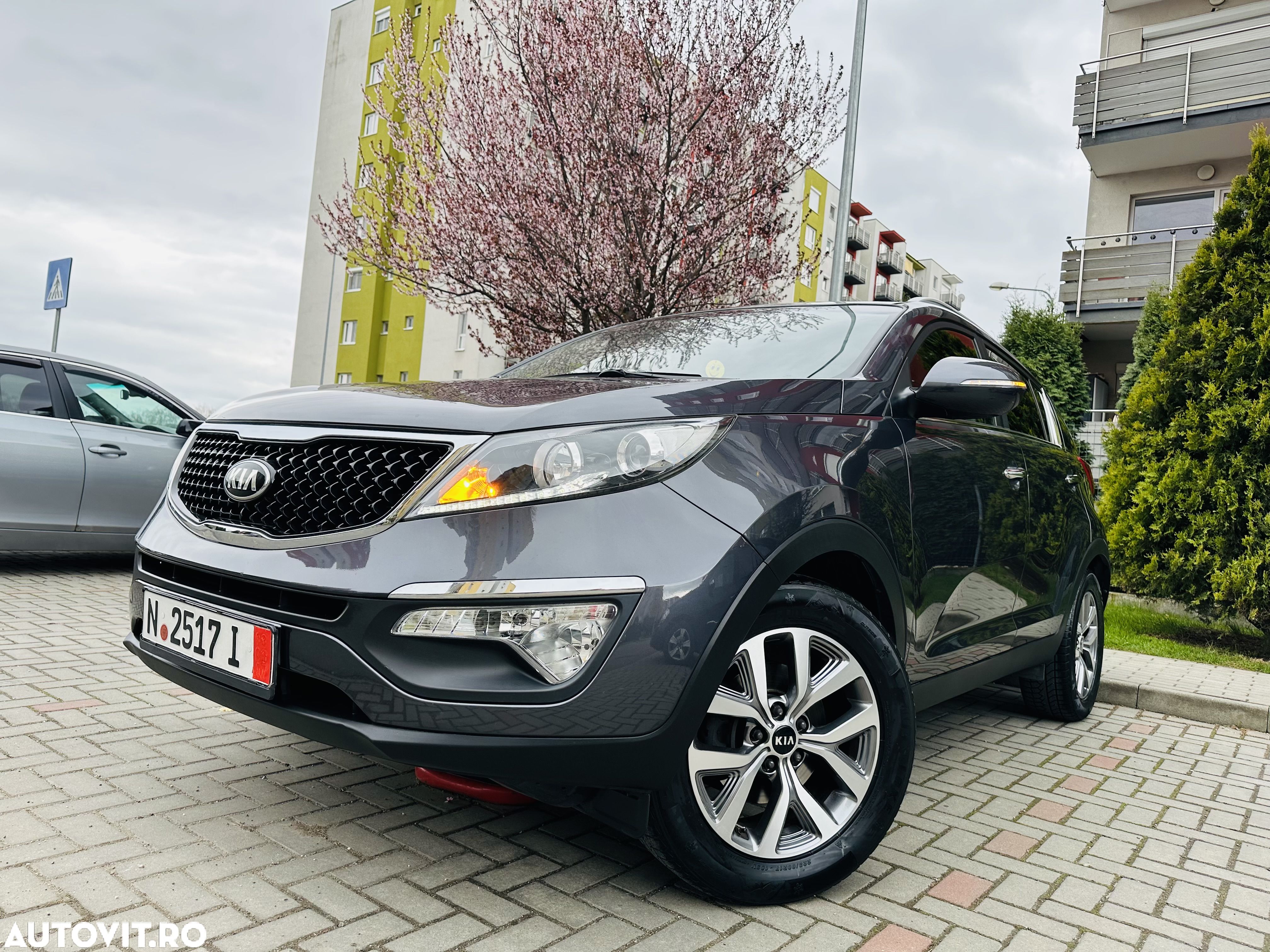 Kia Sportage 1.6 GDI 2WD Dream-Team Edition - 1