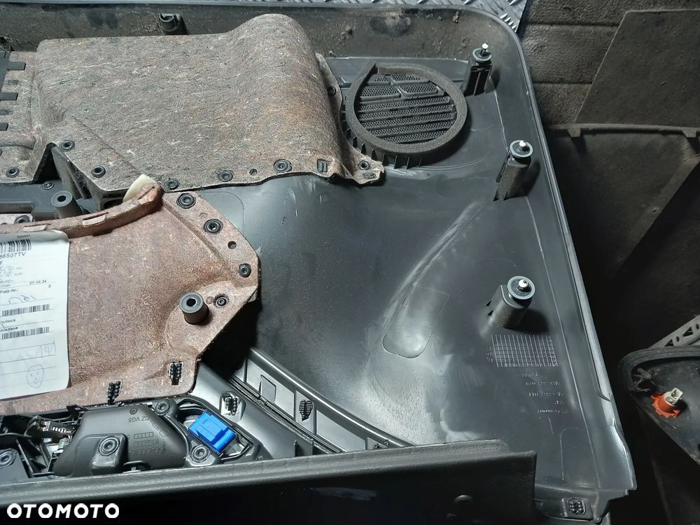 VW GOLF VI BOCZKI DRZWI 3 DRZWI - 26