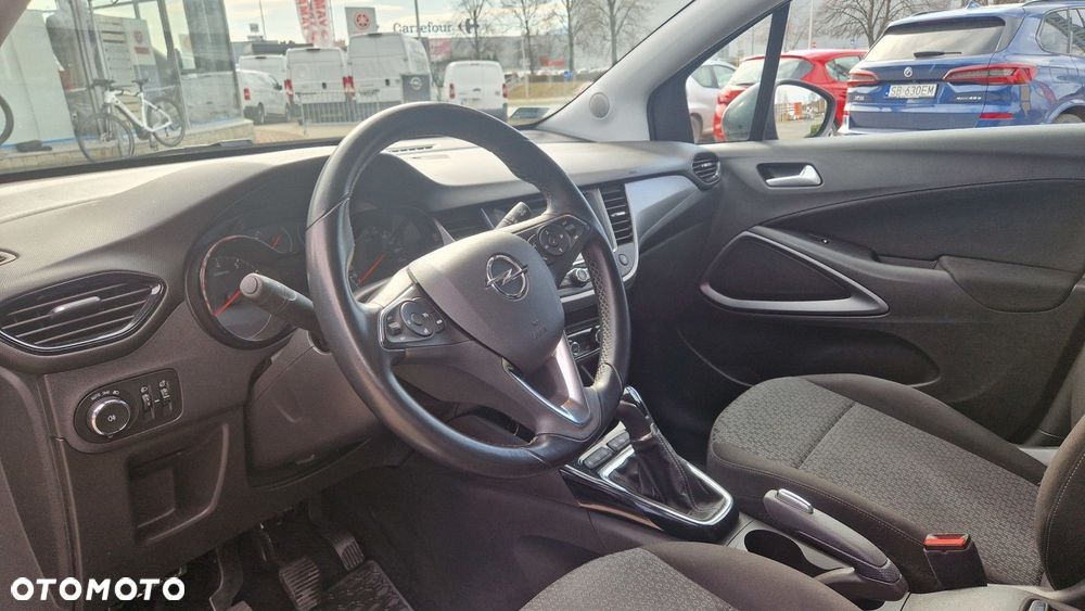 Opel Crossland X 1.2 T Enjoy S&S - 11
