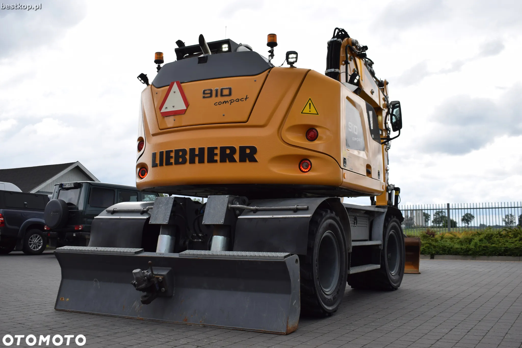 Liebherr A910 Compact Litronic - 6