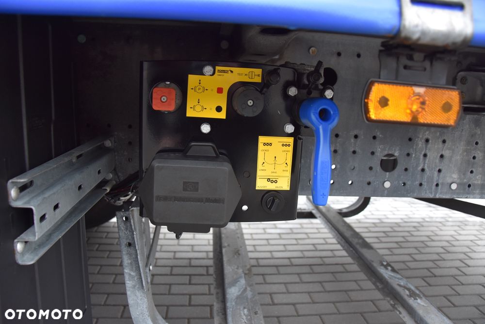 Schmitz Cargobull FIRANA / 240 TYŚ KM PRZEBIEGU! / DACH PODNOSZONY / OŚ PODNOSZONA / WAGA WABCO / STAN JAK FABRYCZNIE NOWY ! ! ! - 22