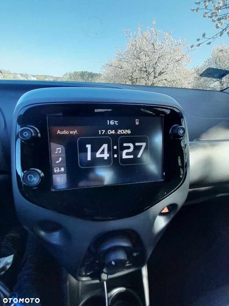 Toyota Aygo x-play - 36