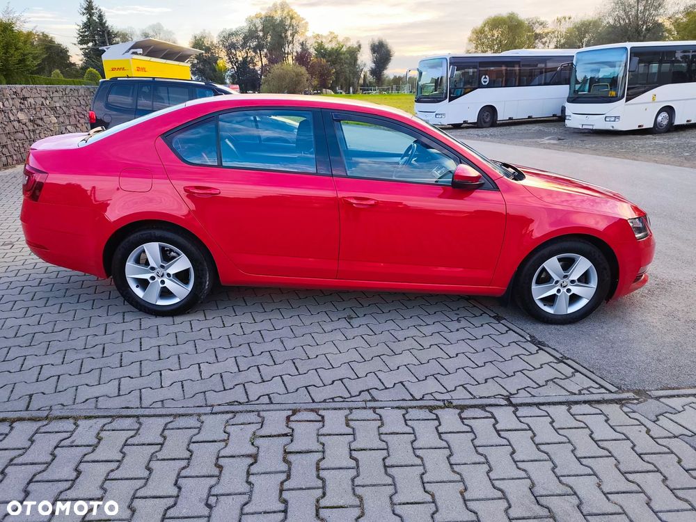 Skoda Octavia - 4
