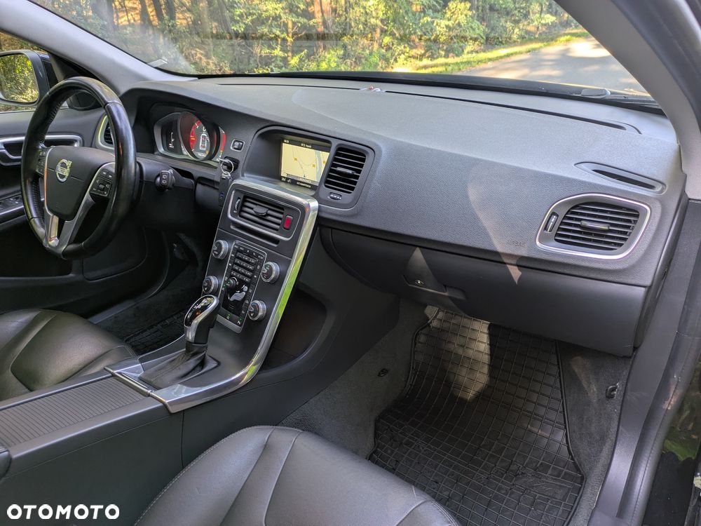 Volvo V60 D4 Drive-E Summum - 16