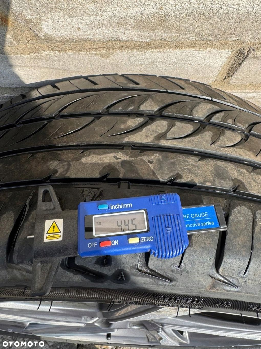 KOŁA FELGI OPONY VOLVO V40 S60 V60 C70 225/45 R17 31423521 R-DESIGNE 5X108 - 9