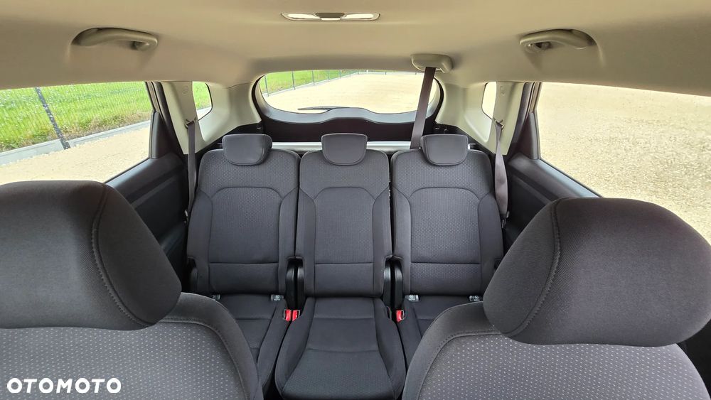 Kia Carens 1.7 CRDi L - 12