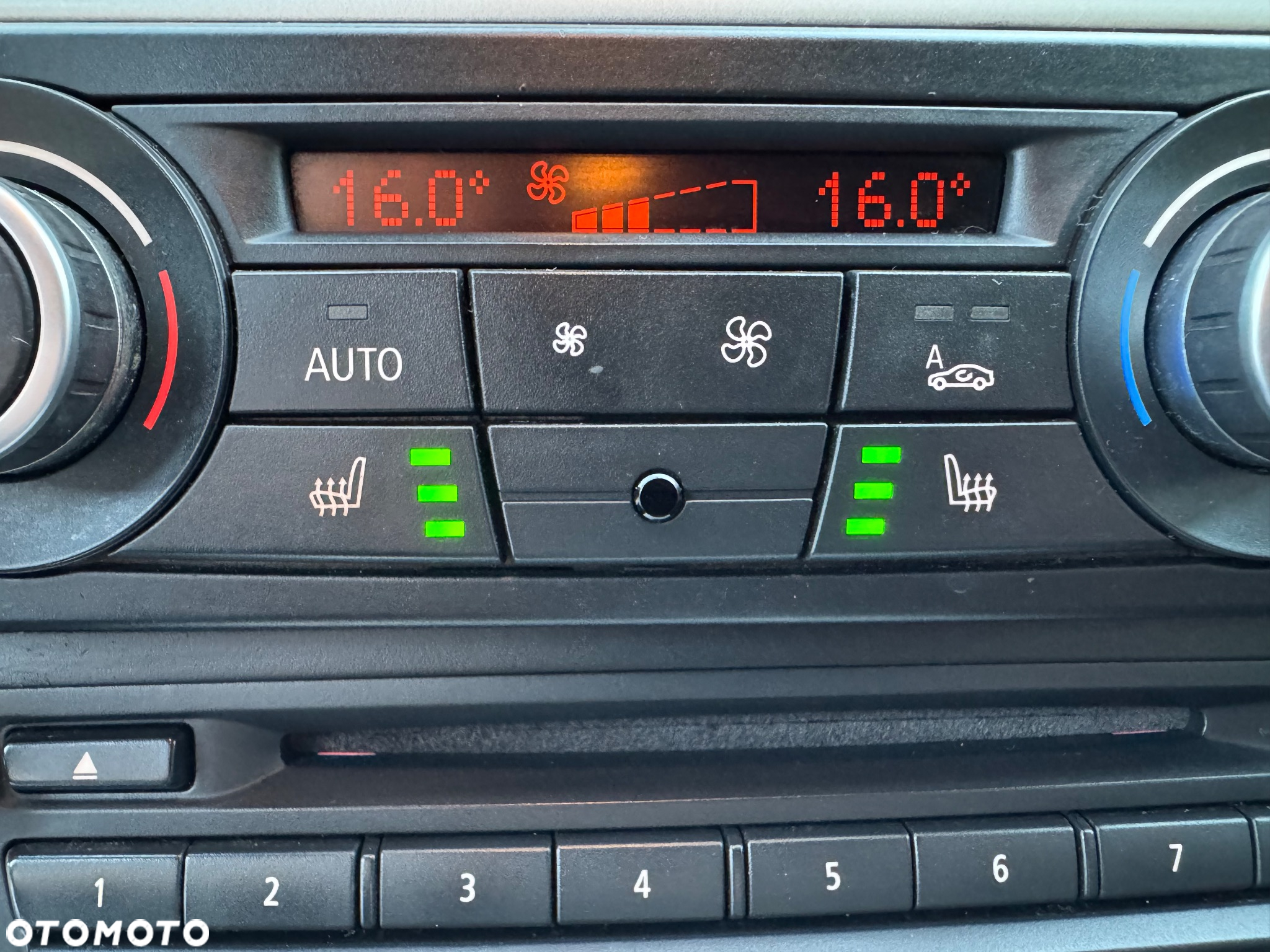 BMW Seria 3 318d - 17