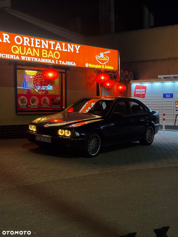 BMW Seria 5 - 32