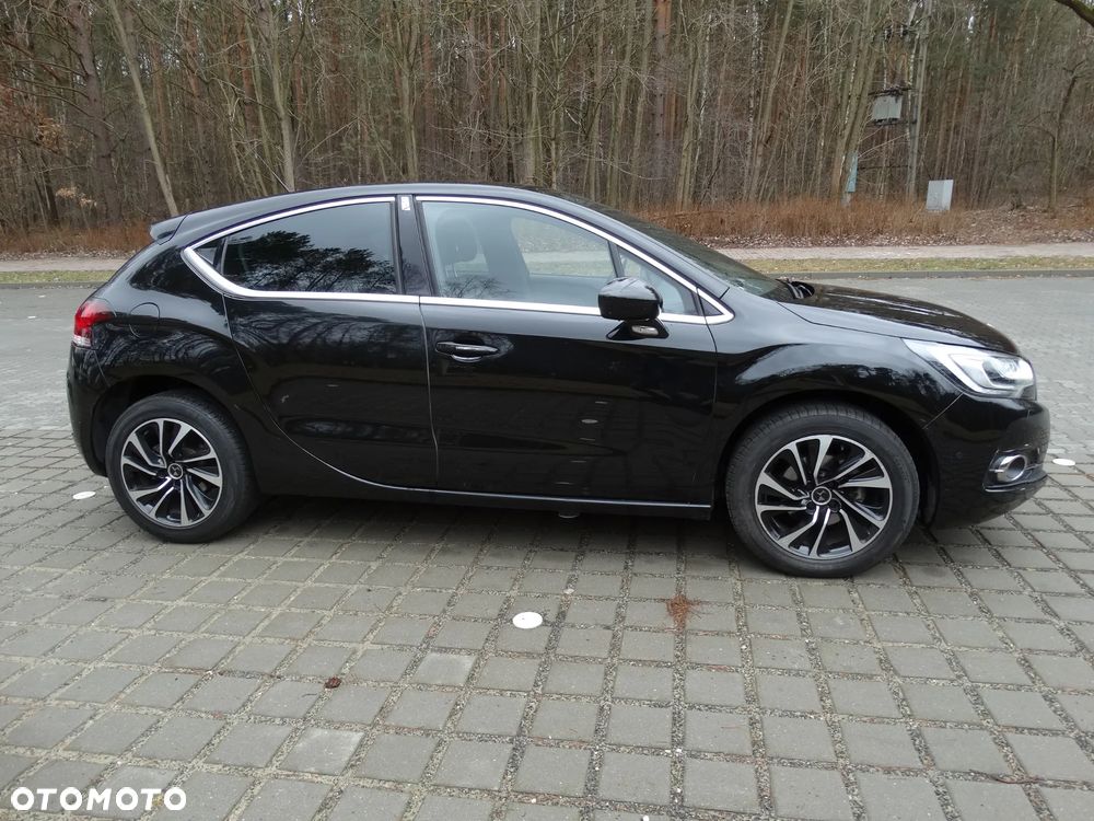 Citroën DS4 PureTech 130 Stop&Start SoChic - 11