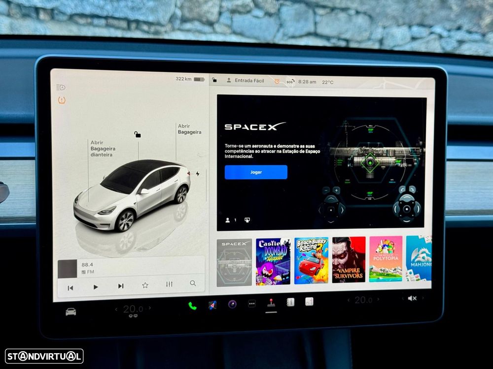 Tesla Model Y Long Range Dual Motor AWD - 47