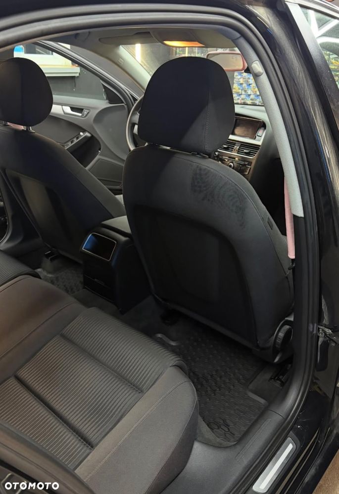 Audi A4 Limousine 2.0 TDI DPF multitronic Ambition - 5