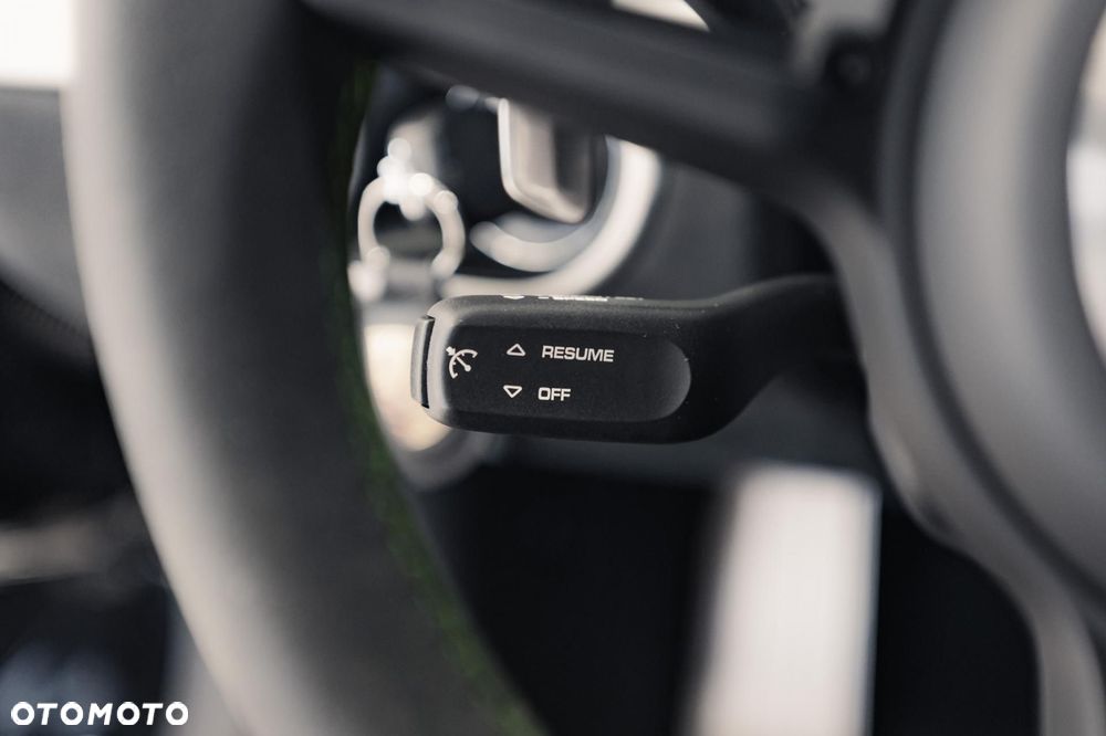 Porsche 718 Cayman GPF GT4 PDK - 24